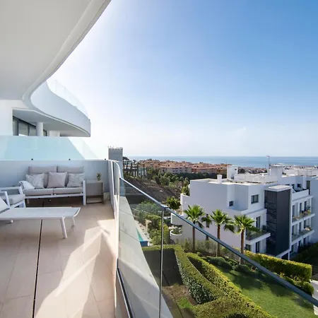 Mara's Higueron West - Sunny Terrace - Seaviews アパート