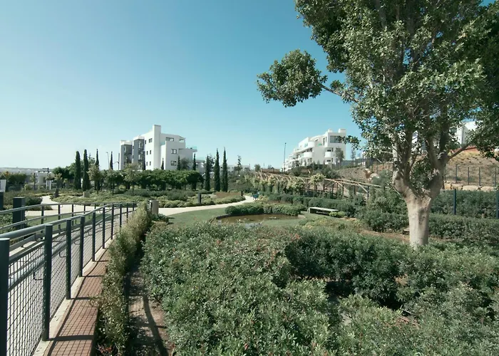 Mara's Higueron West - Sunny Terrace - Seaviews 푸엔히롤라